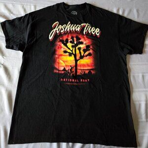Men's Size Xl Short Sleeve Black Joshua Tree Graphic Tee